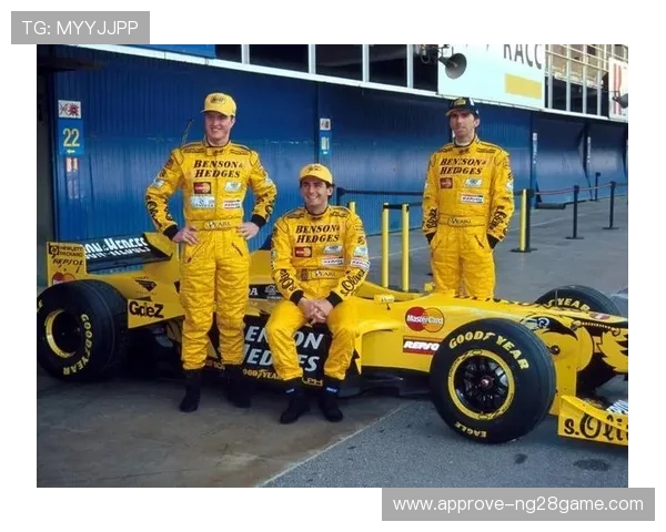 F1赛季最新动态揭秘顶尖车手激烈角逐赛道风云