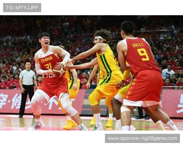 中国篮球队在国际赛场迎战强敌 全力备战东京奥运会预选赛